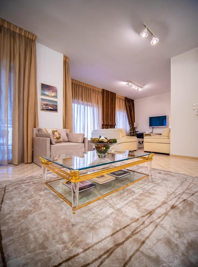 Yianni's Home-comfort In Apartment