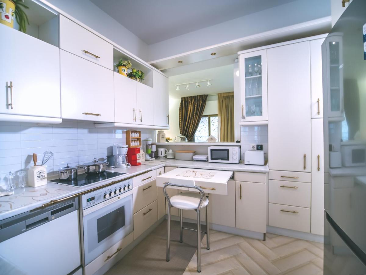 Yianni's Home-comfort In Apartment Volos